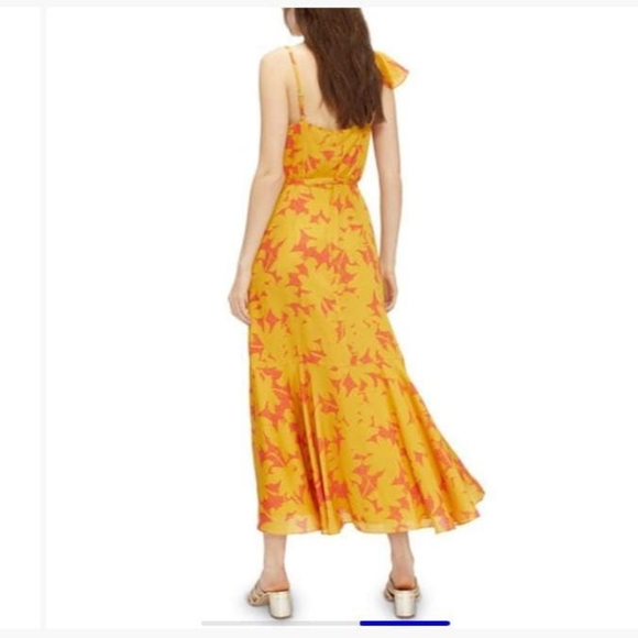 Ted Baker, Rffl - Picture 3 of 4